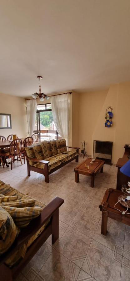 Ap 52 Centro Com Piscina Apartment Сера Негра Екстериор снимка