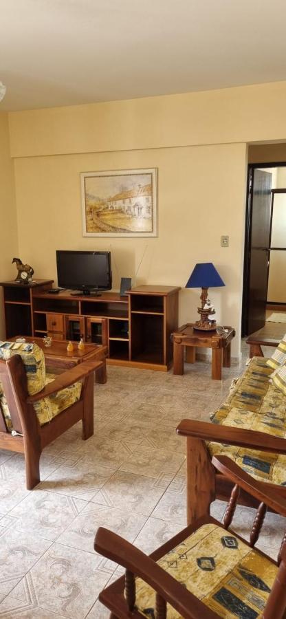 Ap 52 Centro Com Piscina Apartment Сера Негра Екстериор снимка